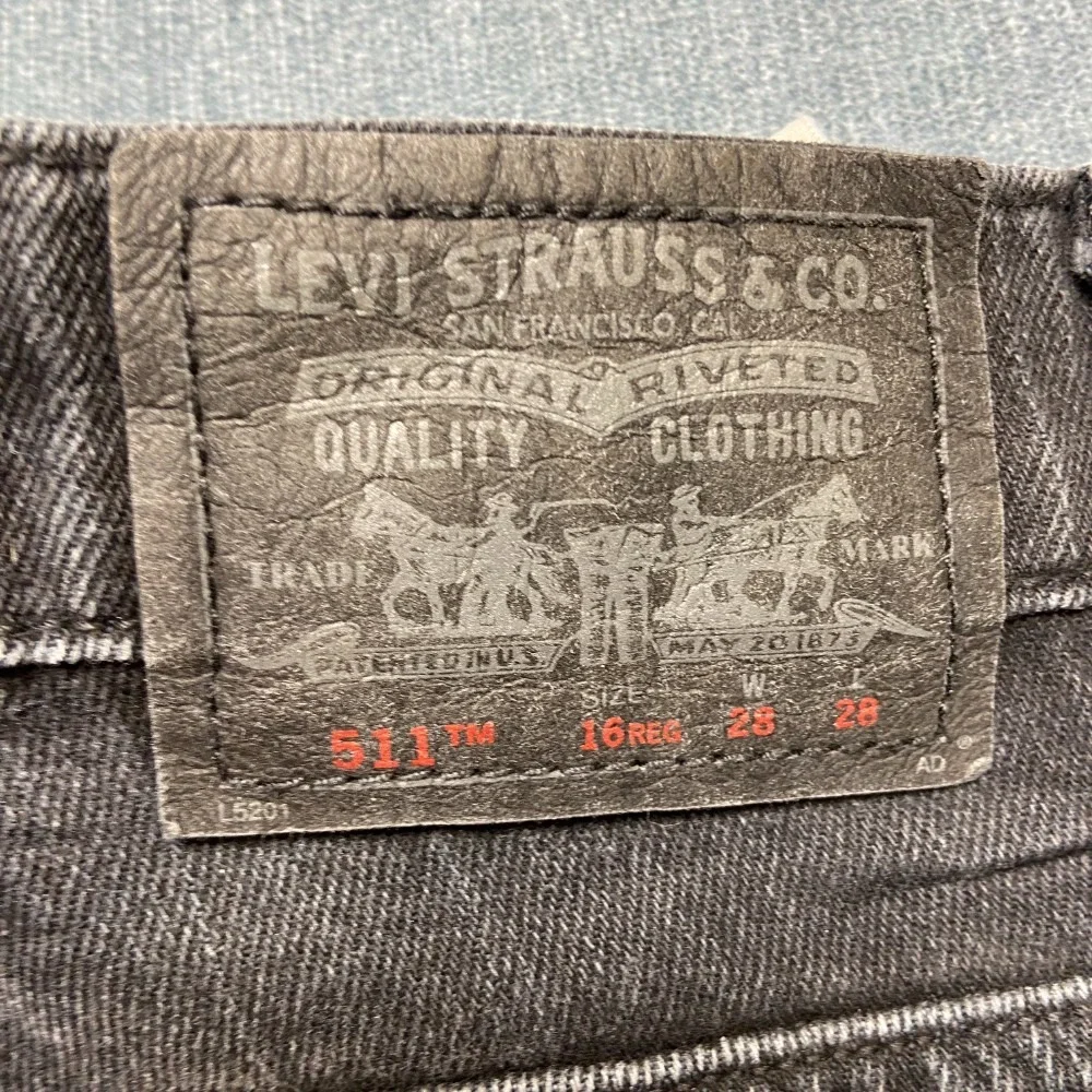 VTG Levi's 511 Jeans Boys 16 Reg 28x28 Black Denim Cotton Stretch Skinny Leg